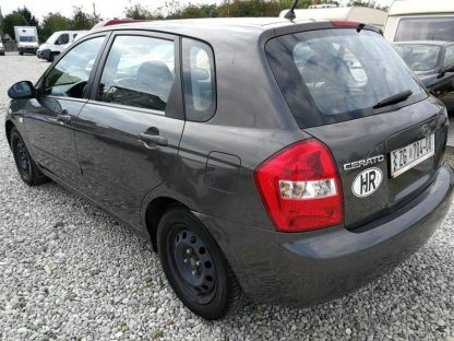 Kia Cerato 1,5 CRDi LX - Slika 7