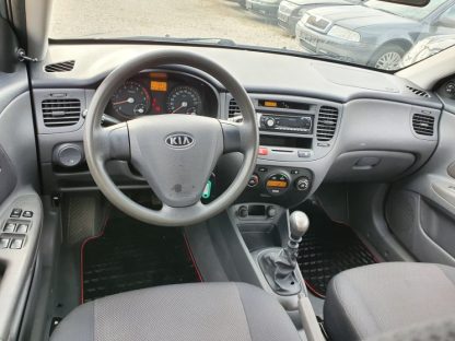 Kia Rio 1,4 i EX - Slika 8