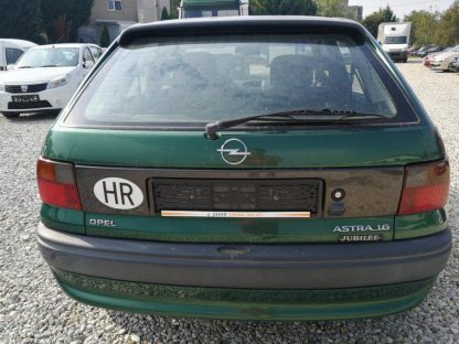 Opel Astra CDX 16V - Slika 7