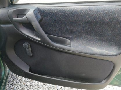 Opel Astra CDX 16V - Slika 15