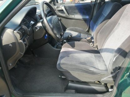 Opel Astra CDX 16V - Slika 9