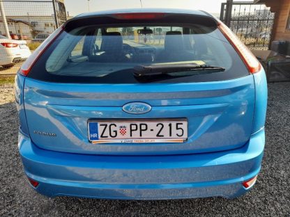 Ford Focus 1,4 - Slika 6