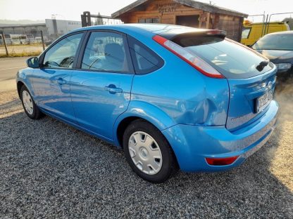 Ford Focus 1,4 - Slika 4