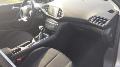 Peugeot 308 1,2 - Slika 11