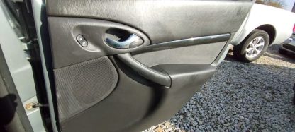 Ford Focus 1,8 - Slika 16