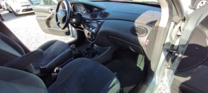 Ford Focus 1,8 - Slika 13