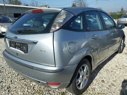 Ford Focus 1,8 - Slika 8