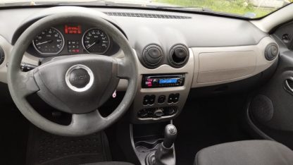 Dacia Sandero 1,4 - Slika 9
