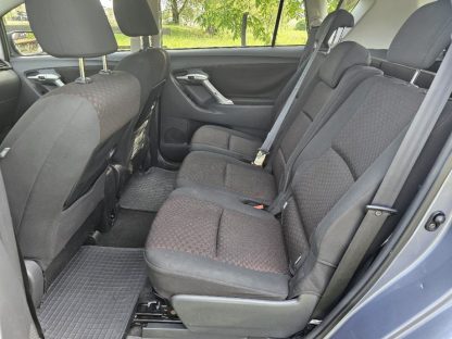 Toyota Corolla Verso 2,0 D-4D - Slika 11