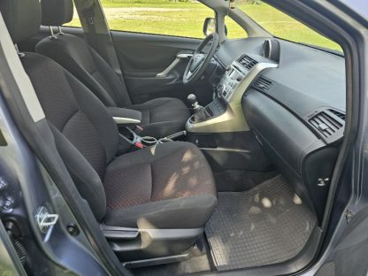 Toyota Corolla Verso 2,0 D-4D - Slika 9