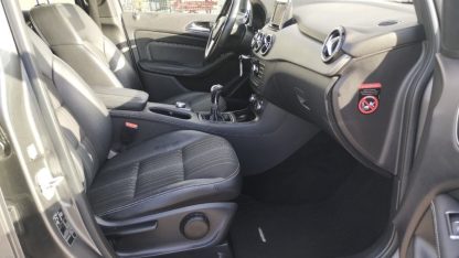 Mercedes-Benz B-klasa 180 CDI - Slika 11