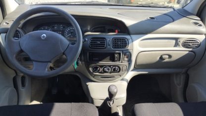 Renault Scenic 1,9 dCi - Slika 10