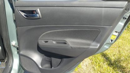 Suzuki Swift 1,3 - Slika 11