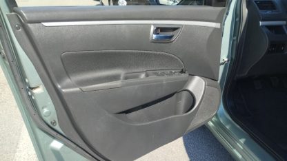 Suzuki Swift 1,3 - Slika 15