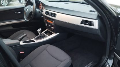 BMW serija 3 Touring 320d - Slika 11