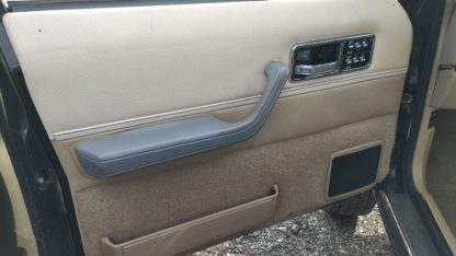 Jeep Cherokee 4,0 automatik - Slika 17