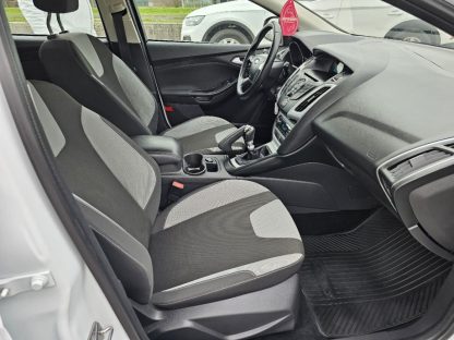Ford Focus 1,0 GTDi - Slika 9