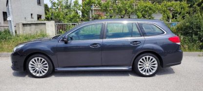 Subaru Legacy Wagon 2,0d 4WD - Slika 4