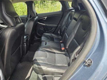 Volvo V40 D2 - Slika 10