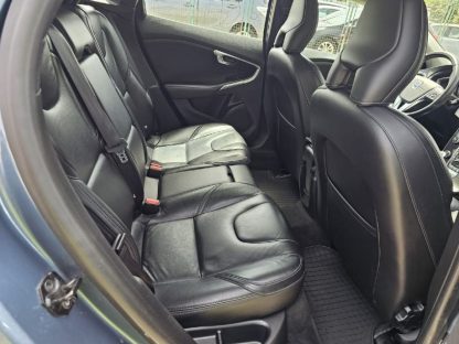 Volvo V40 D2 - Slika 11