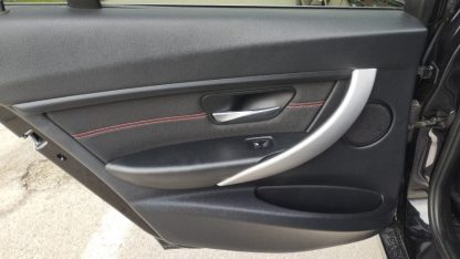 BMW serija 3 Touring 318d - Slika 20