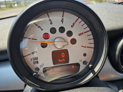 MINI Clubman 1,6 D samo 101.000km - Slika 11