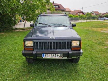 Jeep Cherokee 4,0 - Slika 2