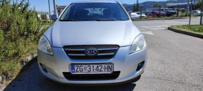 Kia Ceed (cee'd) 1,6 CRDi LX - Slika 4