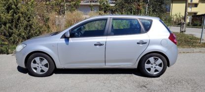 Kia Ceed (cee'd) 1,6 CRDi LX - Slika 3