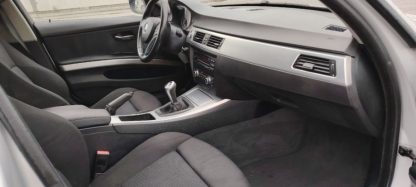 BMW serija 3 Touring 318d - Slika 11