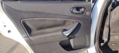 Ford Mondeo 1,8 TDCi - Slika 18