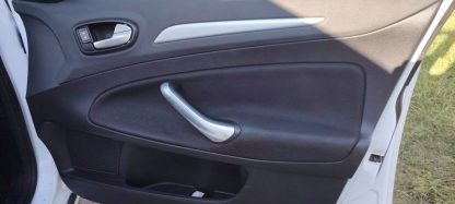 Ford Mondeo 1,8 TDCi - Slika 12