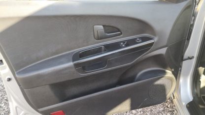 Kia Ceed (cee'd) Sportswagon 1,6 - Slika 18
