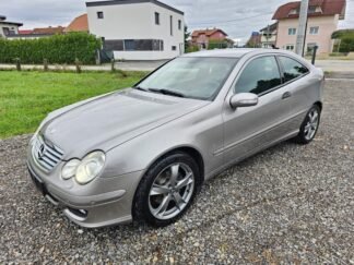 Mercedes-Benz C klasa-SportCoupe 220