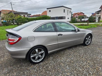 Mercedes-Benz C klasa-SportCoupe 220 - Slika 5
