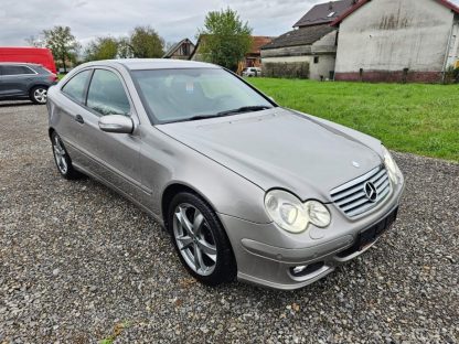 Mercedes-Benz C klasa-SportCoupe 220 - Slika 2