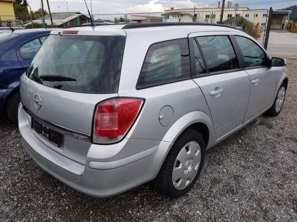 Opel Astra Karavan 1,7 CDTI Cosmo - Slika 4