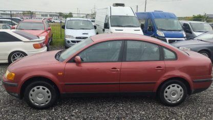 VW Passat 1,6 - Slika 3