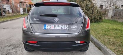 Lancia Delta 1,6 JTD, samo 167.000 km - Slika 8
