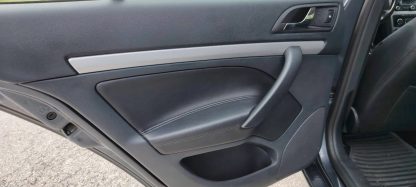 Škoda Octavia 1,6 TDI, reg. 03/2026. - Slika 10