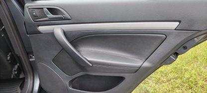 Škoda Octavia 1,6 TDI, reg. 03/2026. - Slika 18