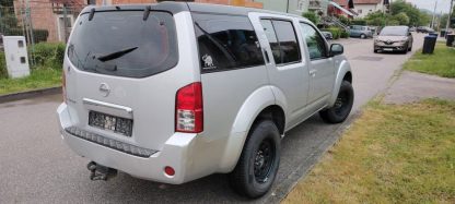 Nissan Pathfinder 2,5 dCi XE - Slika 8