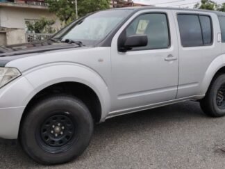 Nissan Pathfinder 2,5 dCi XE