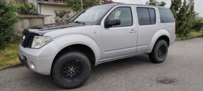 Nissan Pathfinder 2,5 dCi XE