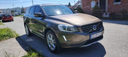 Volvo XC60 AWD D4 automatik - Slika 2