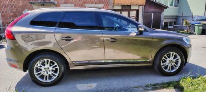 Volvo XC60 AWD D4 automatik - Slika 5