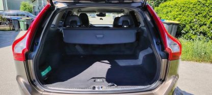 Volvo XC60 AWD D4 automatik - Slika 16