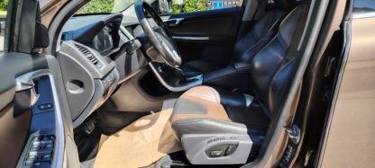 Volvo XC60 AWD D4 automatik - Slika 12