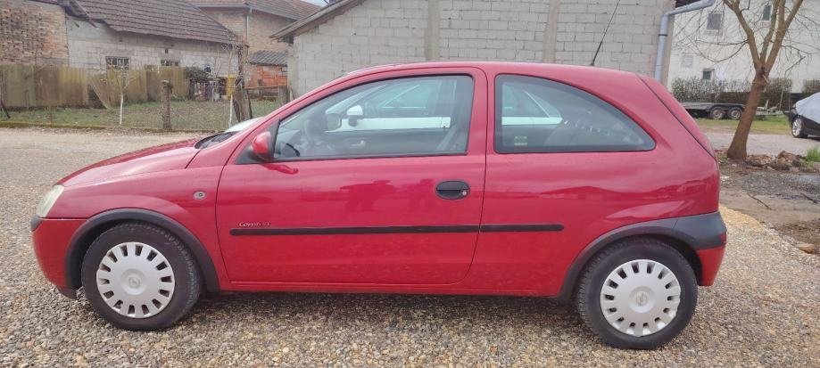 Opel Corsa 1,2 16V automatik - Slika 3