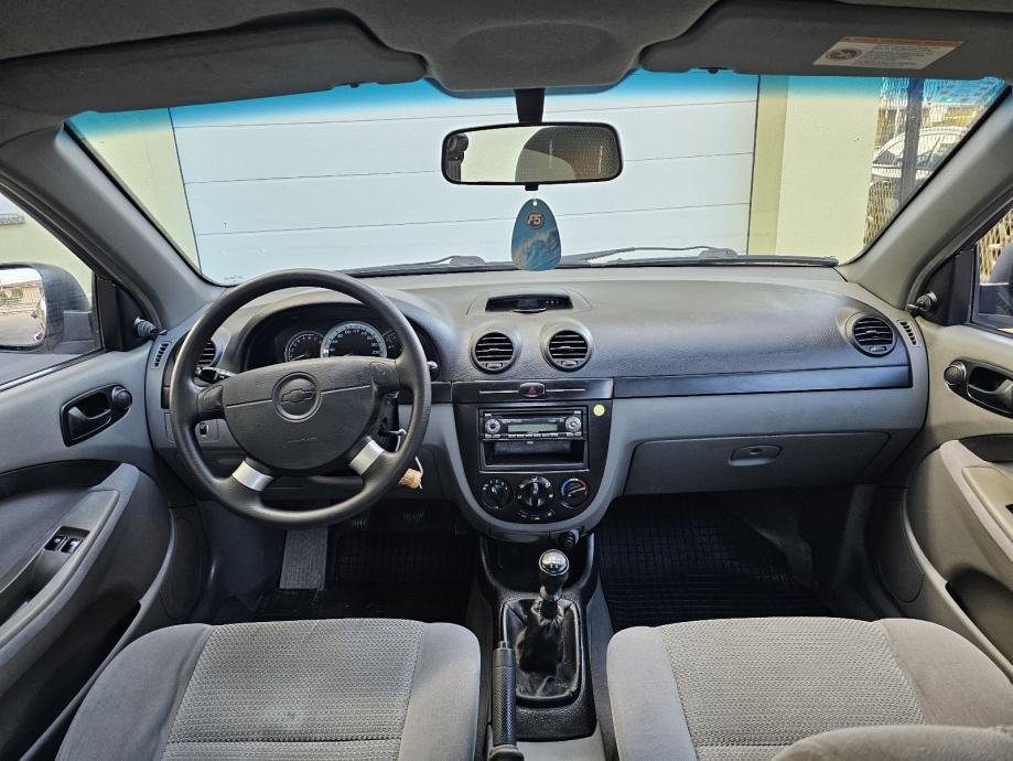 Chevrolet Lacetti 1,4 SE - Slika 5